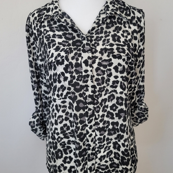 LOFT button down animal print blouse - Picture 3 of 7